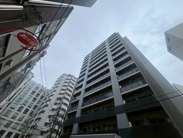 WORVE大阪本町の外観