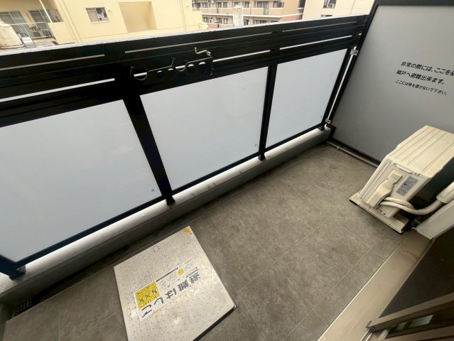 WORVE大阪本町のバルコニー