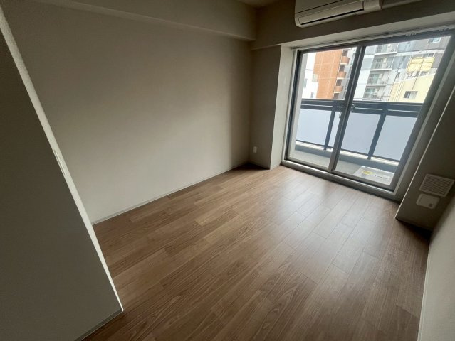 WORVE大阪本町の洋室