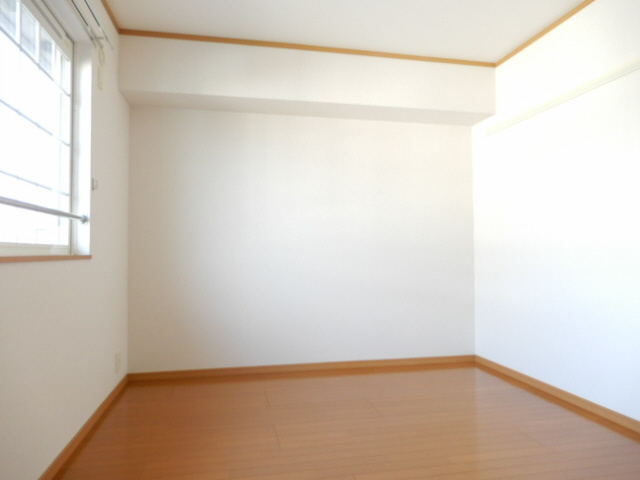 グリーン・ロード尾上Ⅱの子供部屋