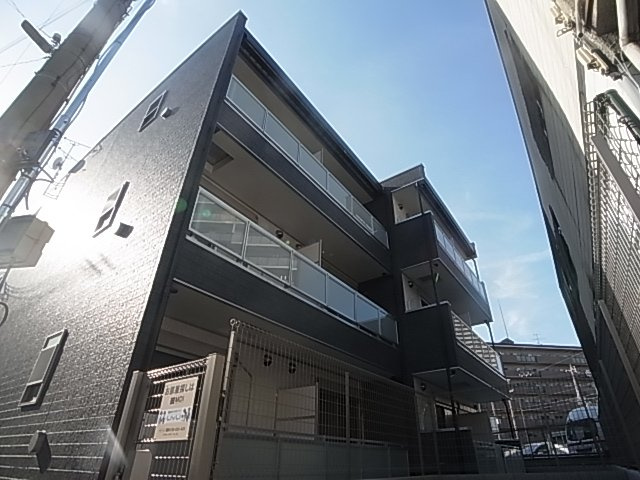 神戸市兵庫区駅南通３丁目の賃貸マンションの外観