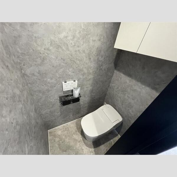 Garage Villa Shivers Aのトイレ