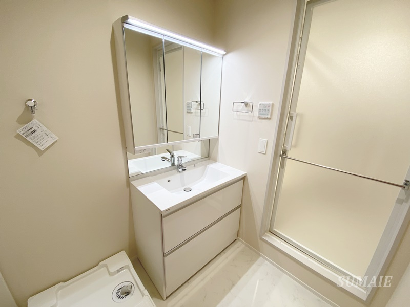ＬｅＬｉｅｎ浦和領家の独立洗面台|独立洗面台です☆