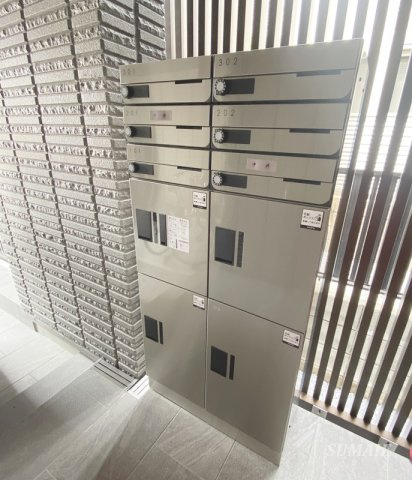 ＬｅＬｉｅｎ浦和領家のその他共用部分|集合ポストと宅配ボックスです☆