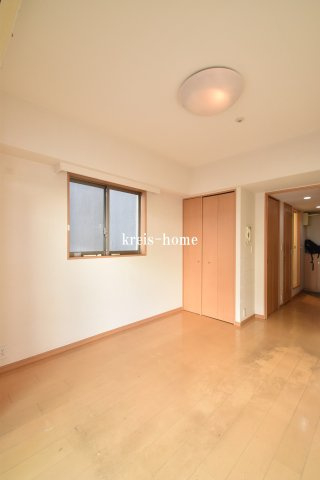 アクティア神田岩本町の居間・リビング