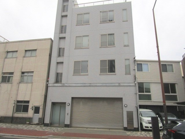 大阪市西区九条南３丁目のビル