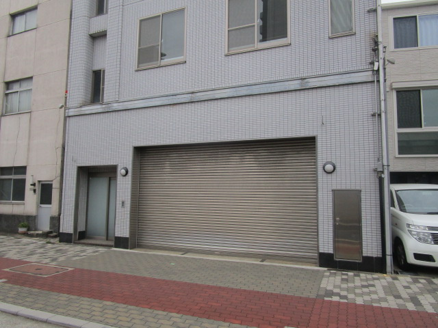大阪市西区九条南３丁目のビル