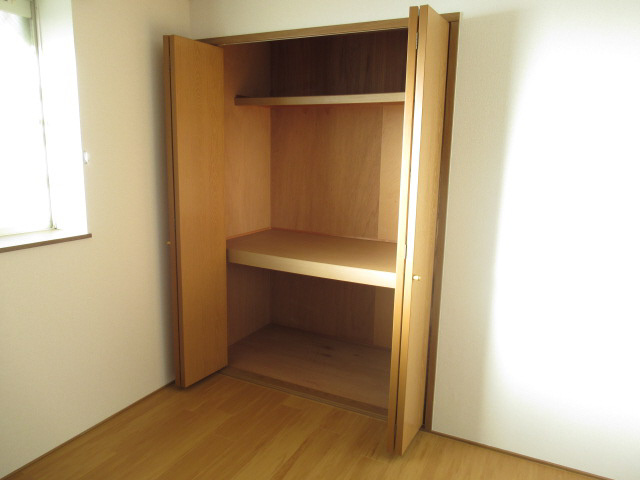 エクセレント　シャルムの収納