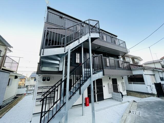横浜市磯子区中原4丁目のアパートの画像