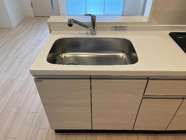 加古川市平岡町　新築アパートのキッチン|色合いはお問合せ下さい（イメージ）