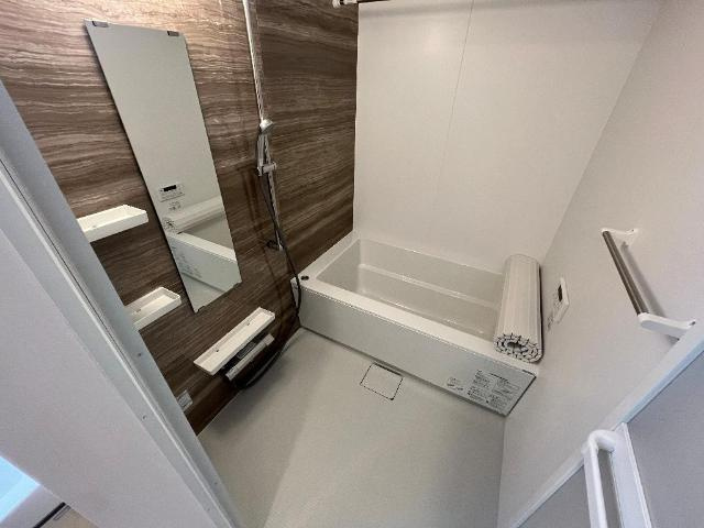 加古川市平岡町　新築アパートの浴室|色合いはお問合せ下さい（イメージ）
