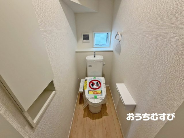 春日井市東野町3丁目(全1棟)のトイレ