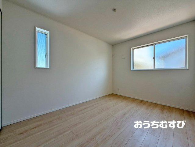 春日井市東野町3丁目(全1棟)の洋室