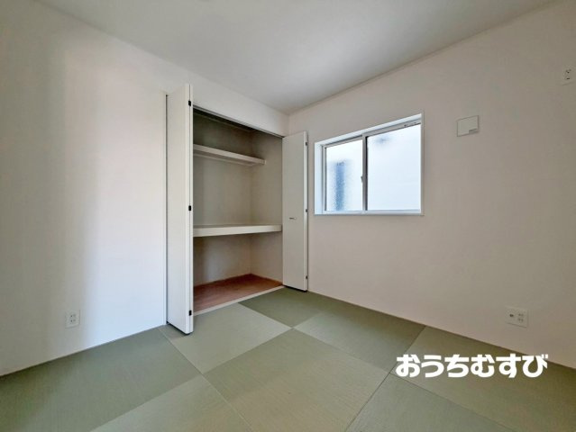 春日井市東野町3丁目(全1棟)の和室