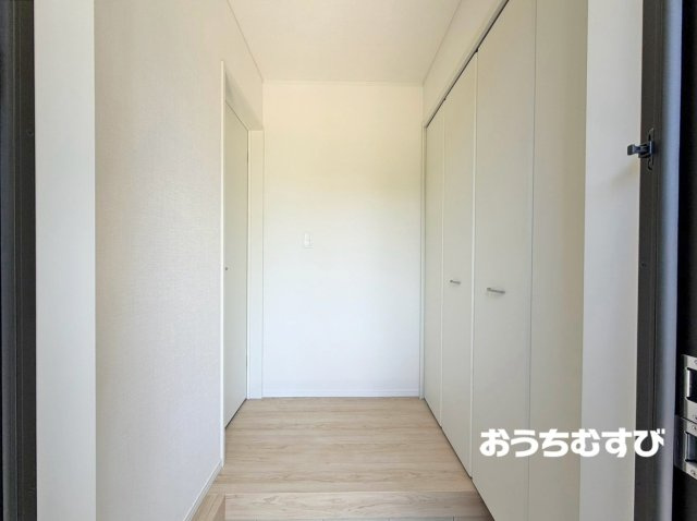春日井市東野町3丁目(全1棟)の玄関
