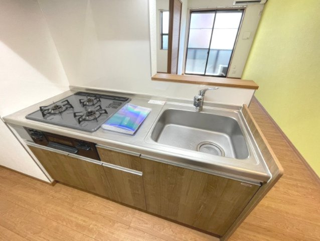 フォルトゥーナ田無のキッチン|クリーニング前のお写真となります