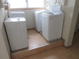 洗濯機置き場