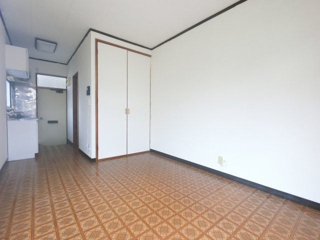 【寝室】