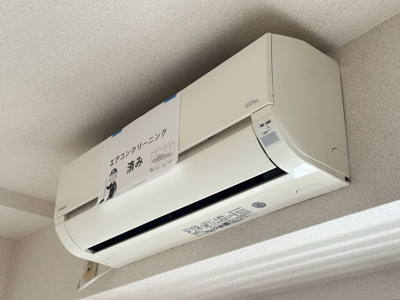 【エントランス】 | グレイス城山 | 共用エントランスは不審者の侵入を未然に防ぐオートロック付き！防犯対策充実しています◎