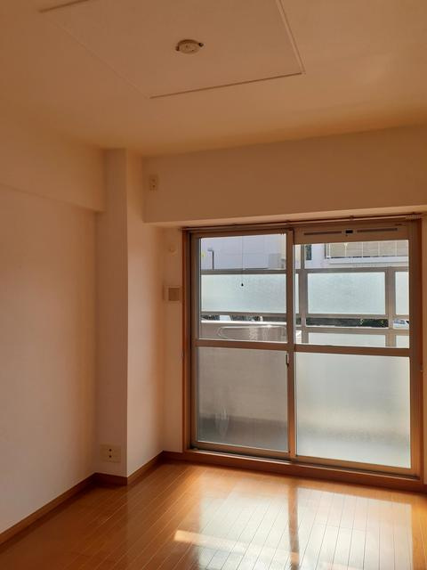 横浜市戸塚区川上町の賃貸マンションの寝室|落ち着いた雰囲気の洋室♪