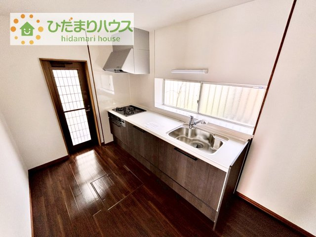 【キッチン】 | つくば市下広岡　中古戸建 | 3口コンロでお料理する時間も短くなりそうですね(*‘∀‘)