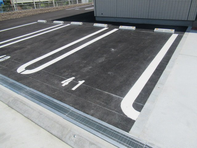 エクセルコートⅡの駐車場