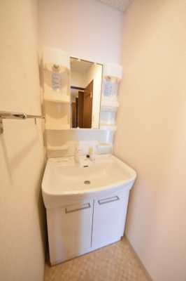 【独立洗面台】 | サンクラッソ三ノ宮加納町