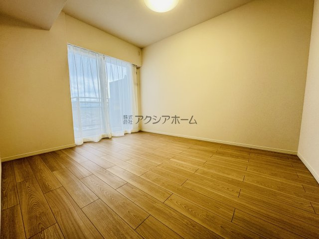 フォーラスタワー所沢の寝室|洋室7帖