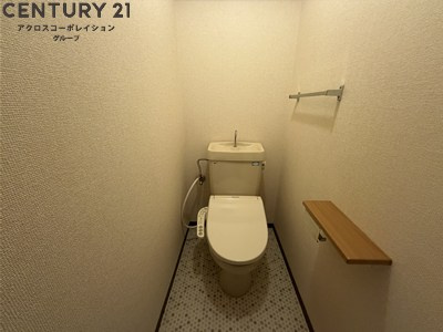 ゆったりとした空間のトイレです
