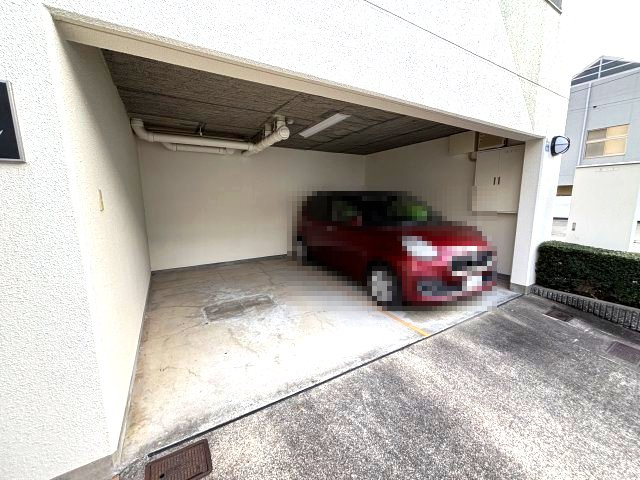 アンジュ　パンシオンの駐車場