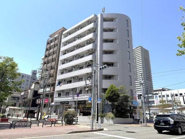 サムティ灘駅前の外観