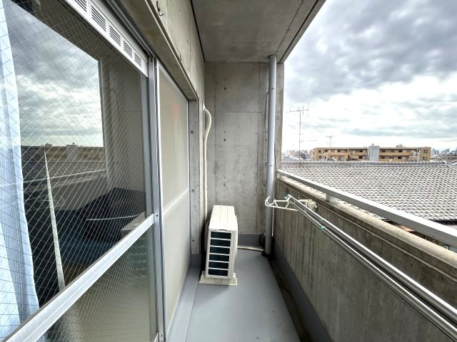 ロイヤルメゾン六甲Ⅴのバルコニー