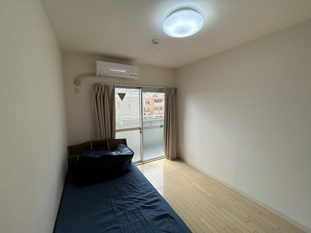 ロイヤルメゾン六甲Ⅴの居間・リビング