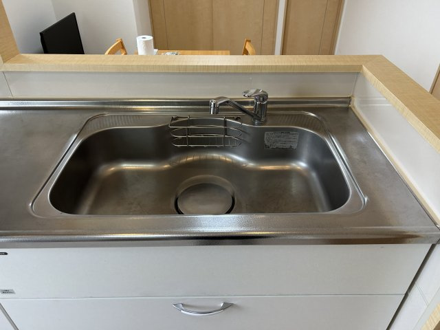 ロイヤルメゾン六甲Ⅴのキッチン