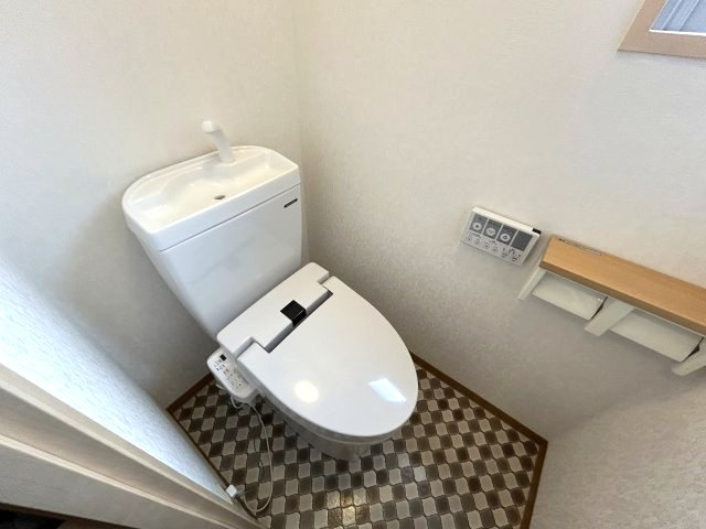 ロイヤルメゾン六甲Ⅴのトイレ