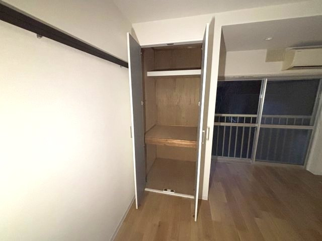 岡本梅林住宅６号棟の収納