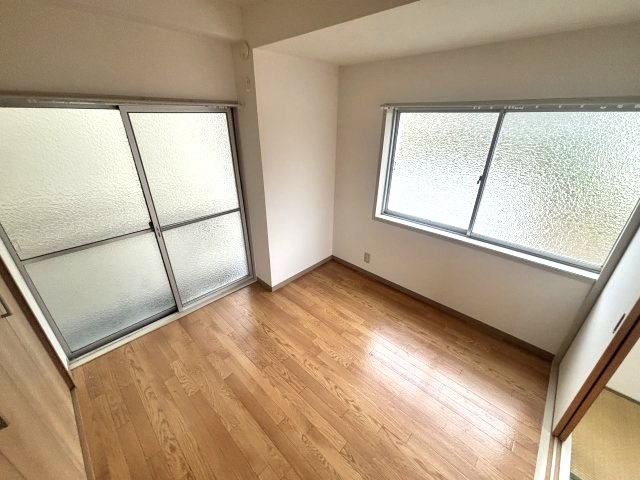 スエヒロマンション　の居間・リビング