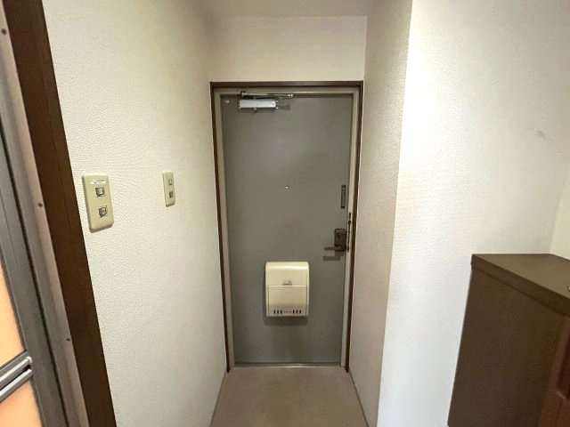 ウェーブ桜ケ丘の玄関