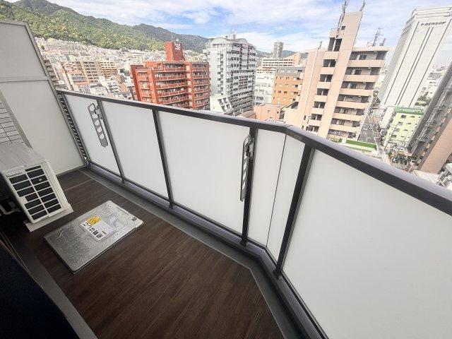 プレジオ日暮通のバルコニー