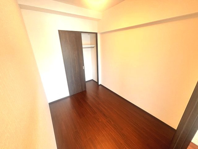 プレジオ日暮通の寝室