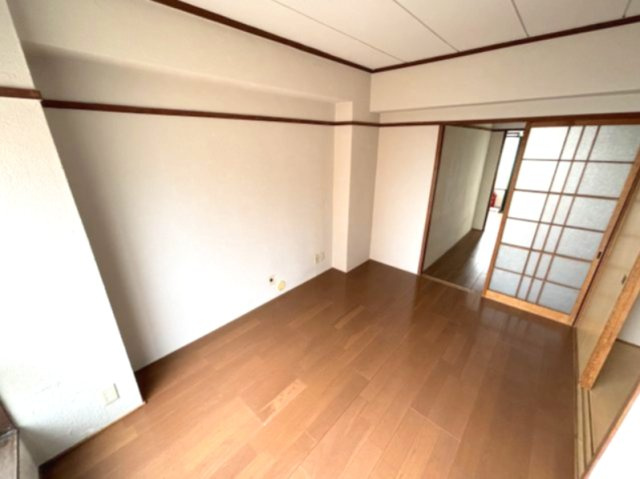 シャトー御影の寝室