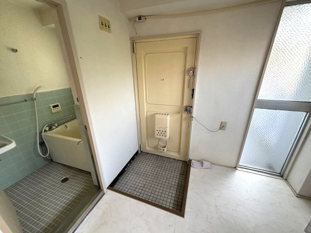 シャトー御影の玄関