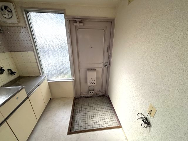シャトー御影の玄関
