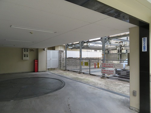 ライオンズマンション北白川の駐車場