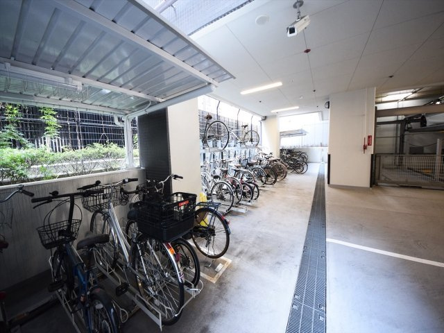 アルス大手前プレミアのその他共用部分|アルス大手前プレミア　駐輪場