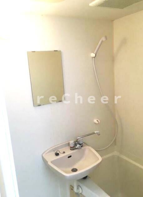 パラドール新宿の洗面所