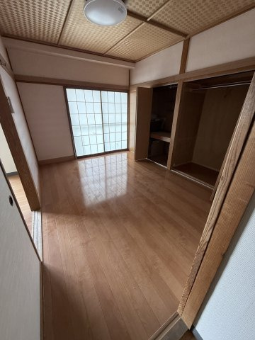 【洋室】 | 森映ハイツ青山 | 南西面洋室６畳