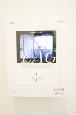 【セキュリティ】 | ミニヨンハイツ | モニター付きインターホンです。