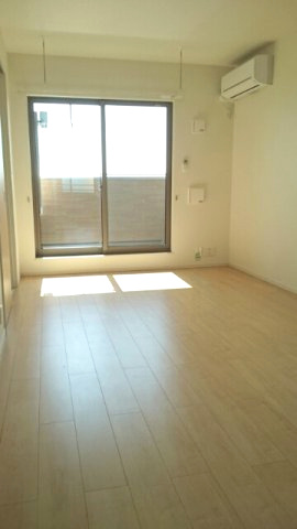 カノン　フィオーレの居間・リビング