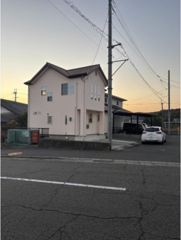 岩出市西安上の前面道路含む現地写真